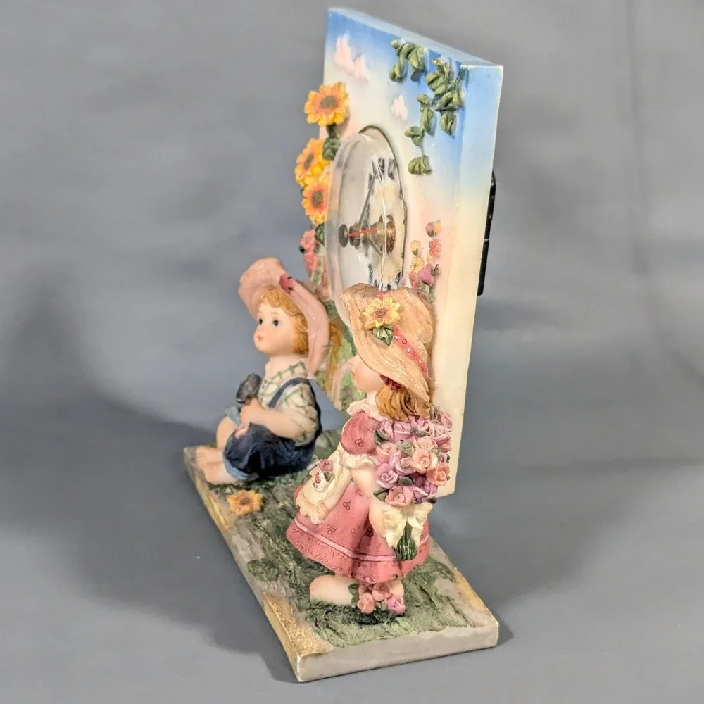 Vintage Resin Garden Boy Girl Figurine Desk Clock Sunflower 3D Decor - Picture 5 of 5